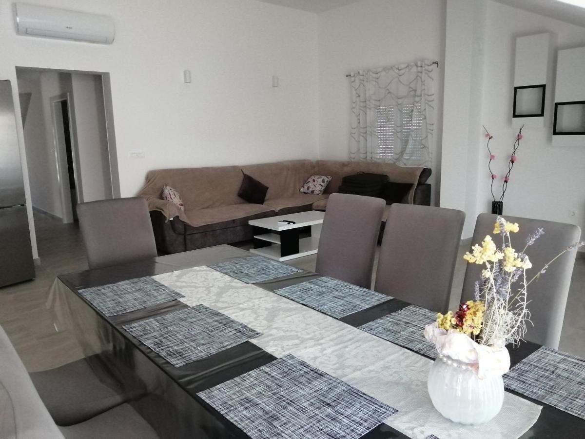 Apartmentt Vinko Bilota Homestay szállás *