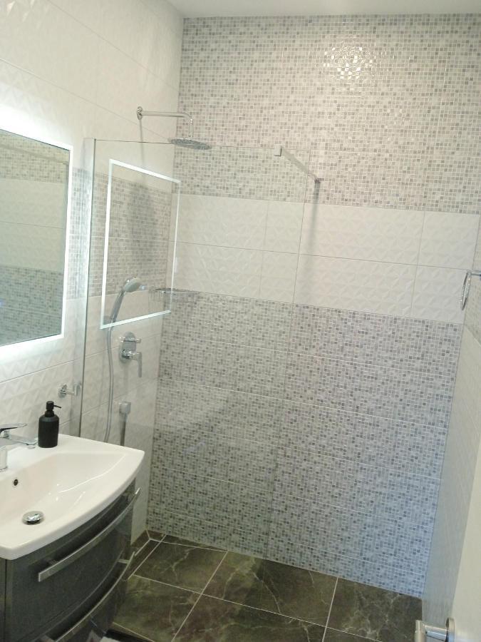 Apartmentt Vinko Bilota Homestay szállás *
